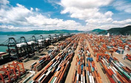 �ı����^(q��)��r���羳��̵İl(f��)չ